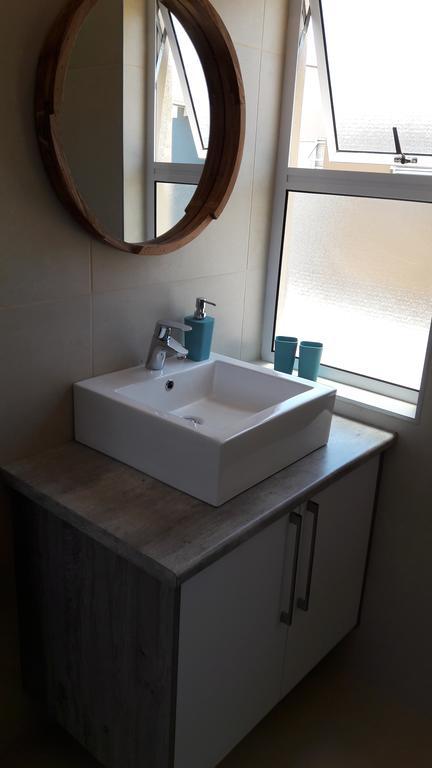 The Waterfront Cottage F12 Swakopmund Ngoại thất bức ảnh